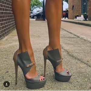 Meet your Posher, Alina